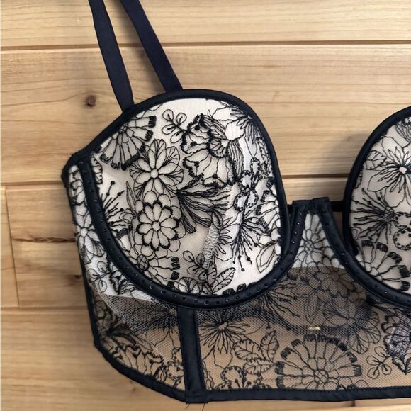 NWT Victorias Secret Size 34C Underwire Embroidered Metallic Push Up Bustier Bra - Picture 9 of 14
